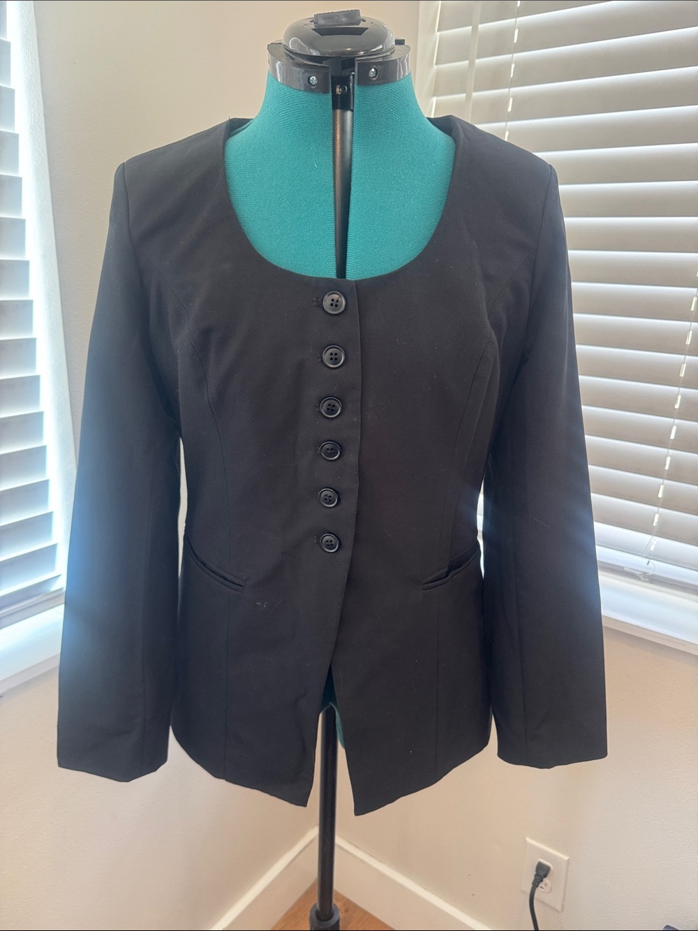 Women's Black Button-Front Tailored Jacket